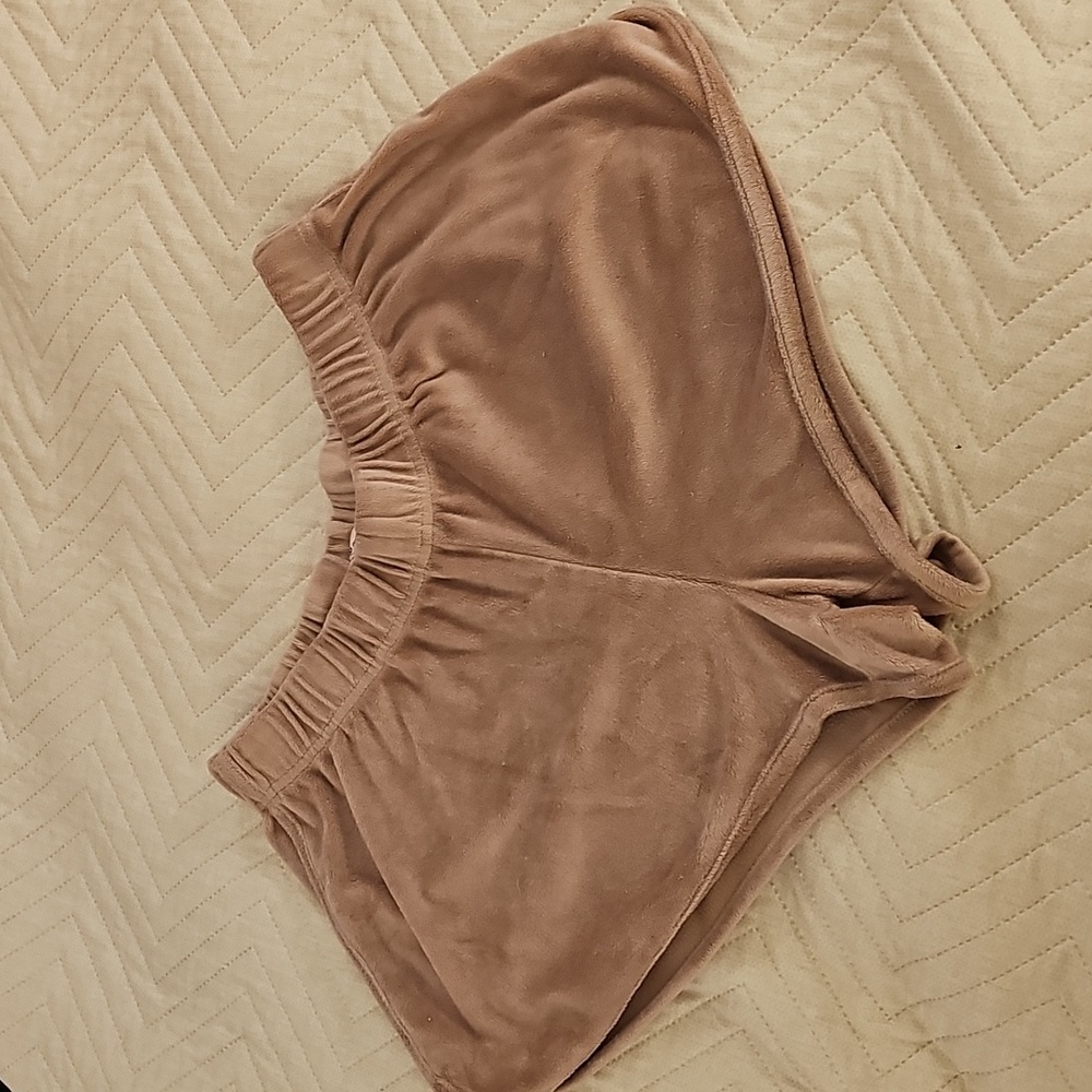 Juicy Couture Rhinestone Embellished Velour Shorts in Mauve and White Lot of 2 - Picture 3 of 11